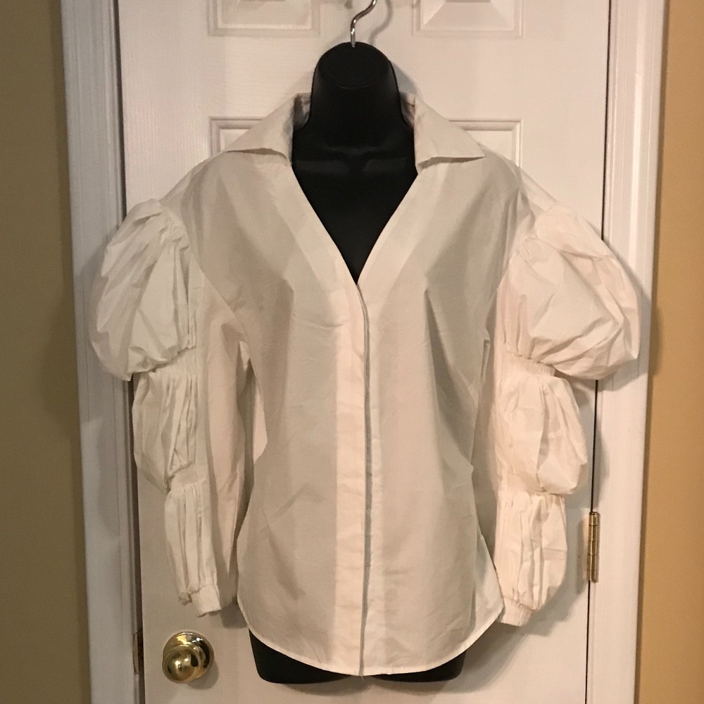 CLOSET BLOW OUT SALE... EVERYTHING MUST GO!!